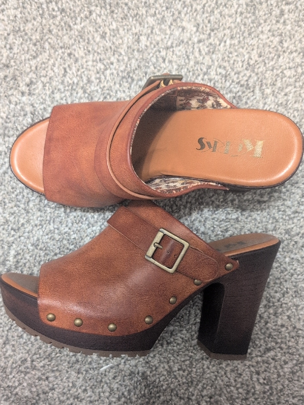 Like New With Box Soft Leather Brown Clog Platform Heels with Buckle